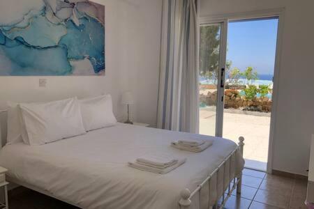Kings Palace - Superb 2 Bed Ground Floor Apartment Paphos Kültér fotó